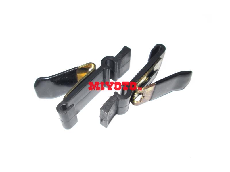 TOYOTA - NCP42,ACV40  FUEL TANK COVER CLIP  77360-33030 (ACV30-4180)