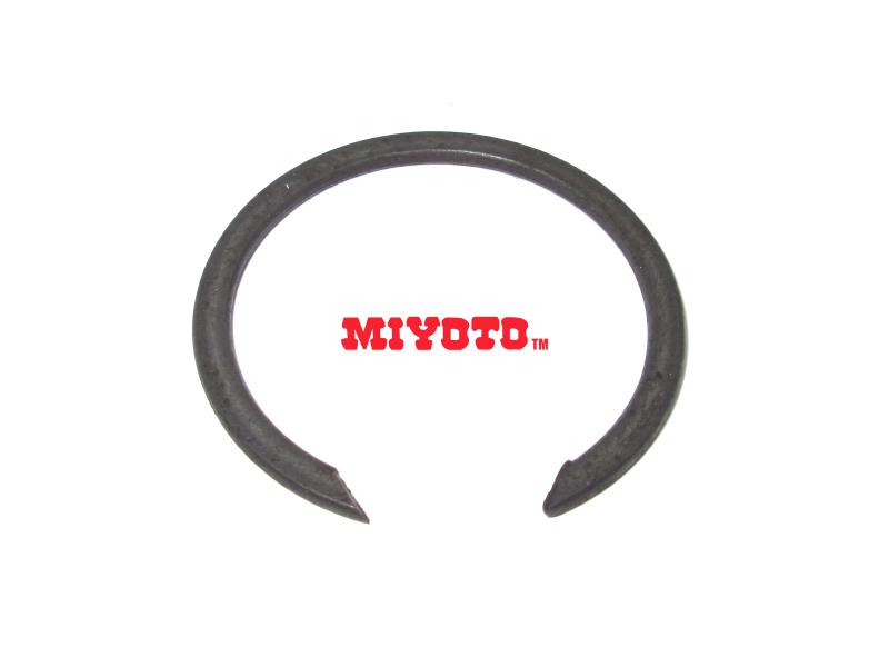 TOYOTA - LN65  M2xOD44  REAR SHAFT SNAP RING REAR SHAFT CLIP (90520-36045)  (LN65-7088)