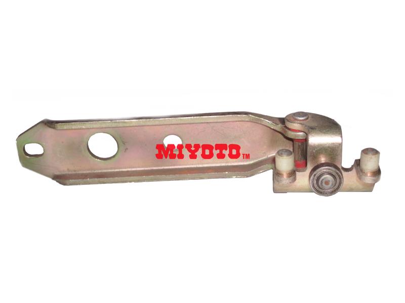 MITSUBISHI - DELICA (CENTRE) (RH) - SIDE DOOR ROLLER (L300-6558CR)