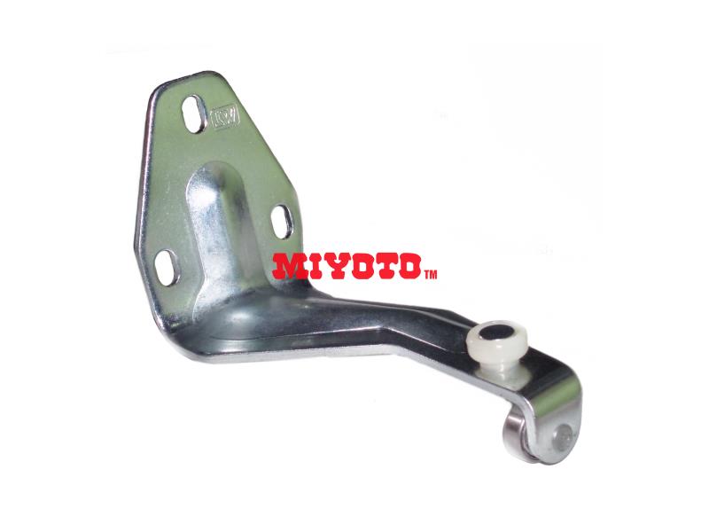 FORD - MAXI E1400  SIDE DOOR ROLLER  (BOTTOM)  (ST28-6558B)