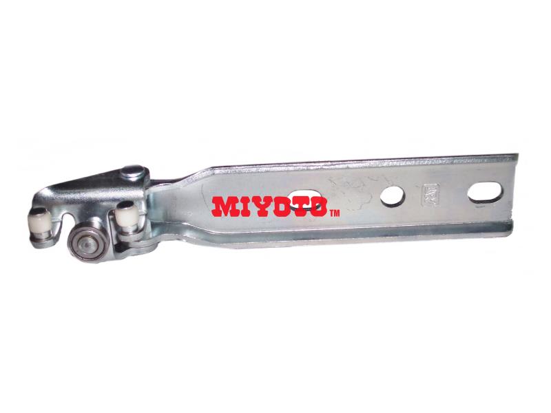 FORD - MAXI E1400  SIDE DOOR ROLLER  (CENTRE)  (ST28-6558C)